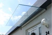 Vordach aus Glas