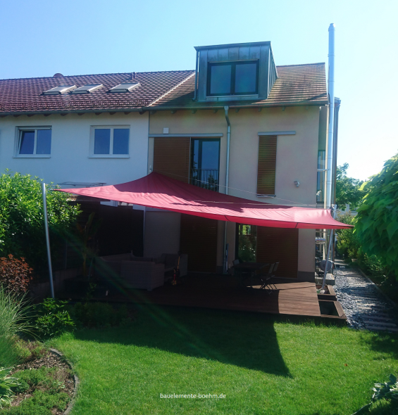 Sonnensegel in rot